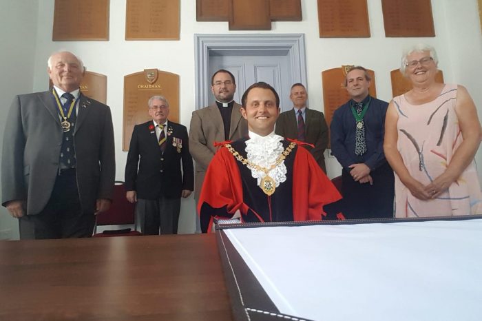 Town Council shows support to armed forces