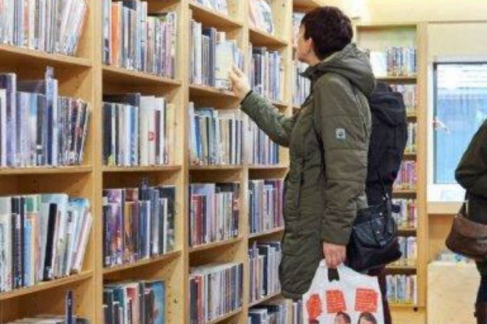 Library home delivery service restarts