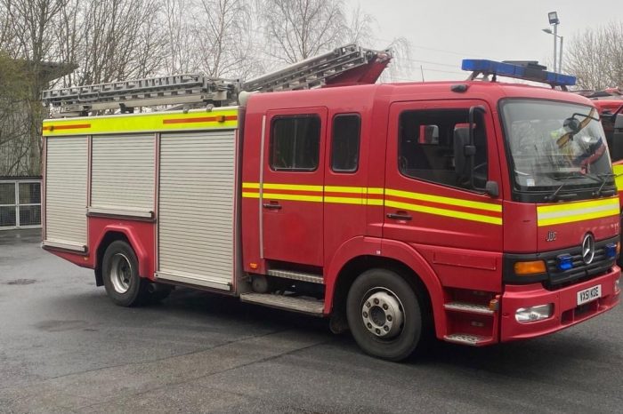 Former Ross-on-Wye Fire appliance joins convoy heading to Ukraine
