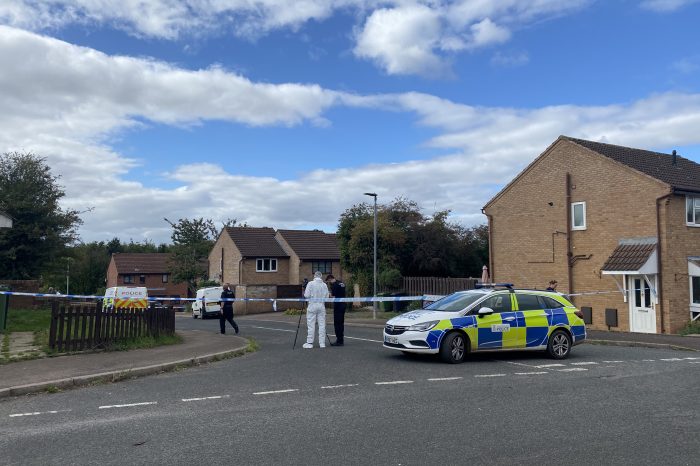 Large police presence and area cordoned off at housing estate in Ross-on-Wye
